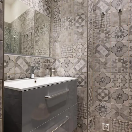 L'atelier, Loft Confortable Dans La Vieille Ville, Avec Climatisation Apartment Nice